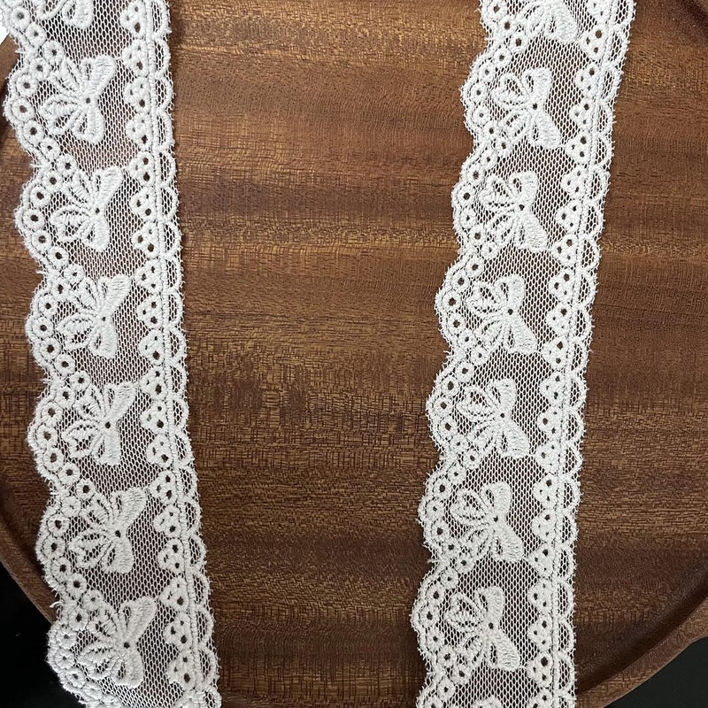 Buysk 5 Yards Cotton Bowknot Eyelet Lace Trim Ribbon for Sewing Crafts Wedding Decoration Gift Wrap, 1.4 Inch Wide (White) - Image 3